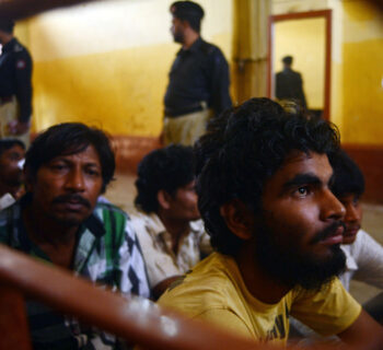 Prisoners in Karachi Jail to watch Pak-Aus cricket match
