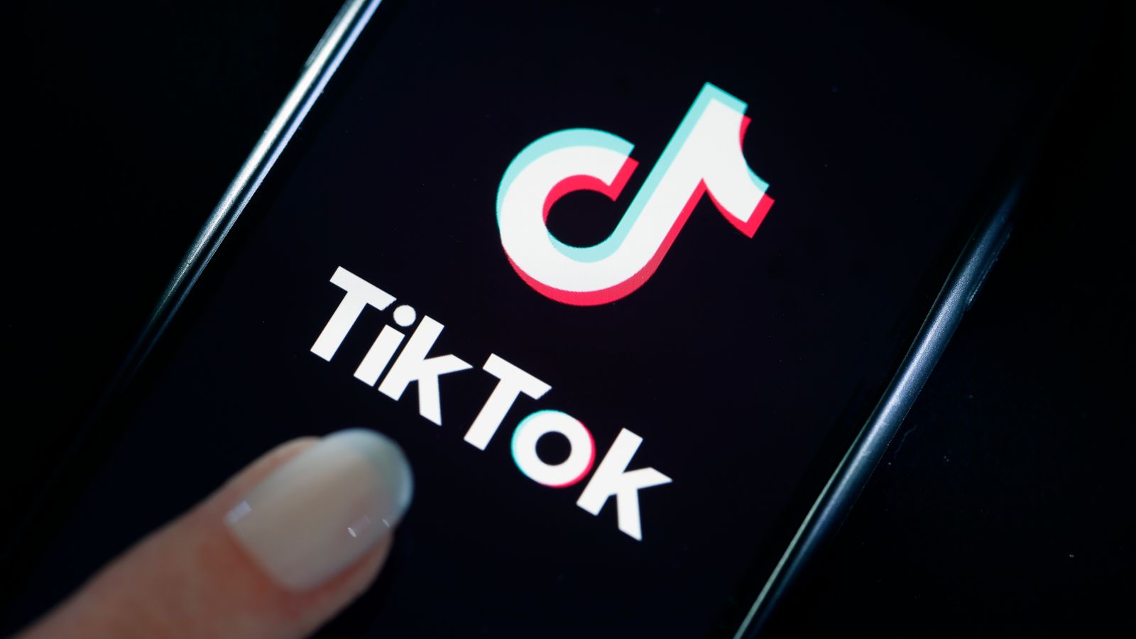Pakistan again lifts ban on TikTok