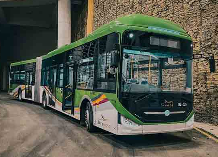PM Khan inaugurates Green Line bus service in Karachi